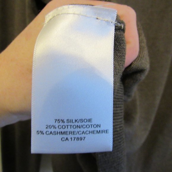 Banana Republic Luxury Blend Silk Cashmere V Neck Pull Over Sweater Men'… - Picture 6 of 8